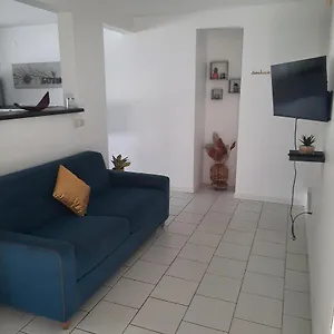 Spacieux Cocon Hébergement de vacances Goyave